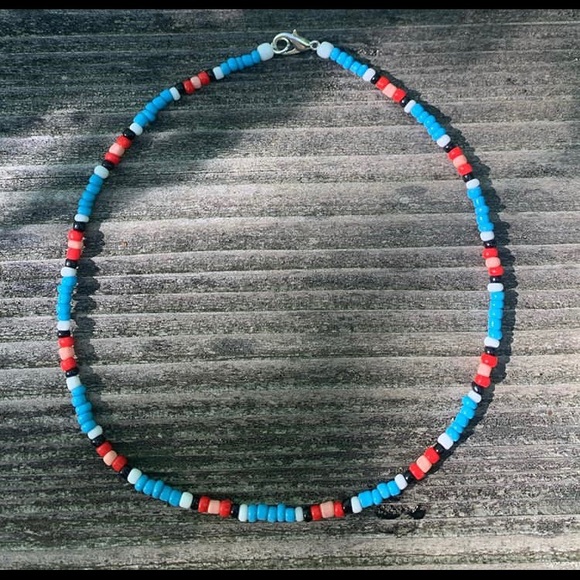 OBX inspired necklace - Picture 2 of 3
